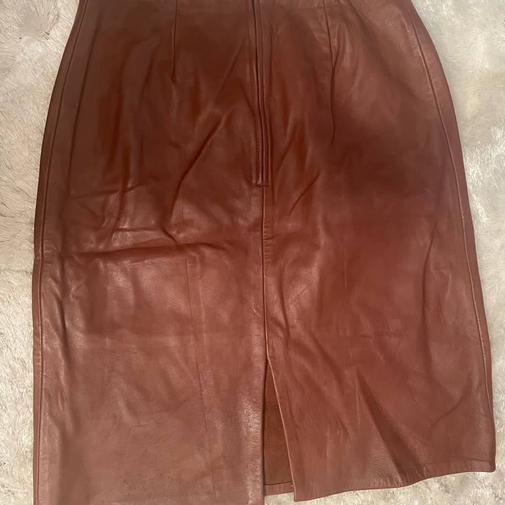 Brown Faux Leather Skirt By Firenze Santa Barbara.
